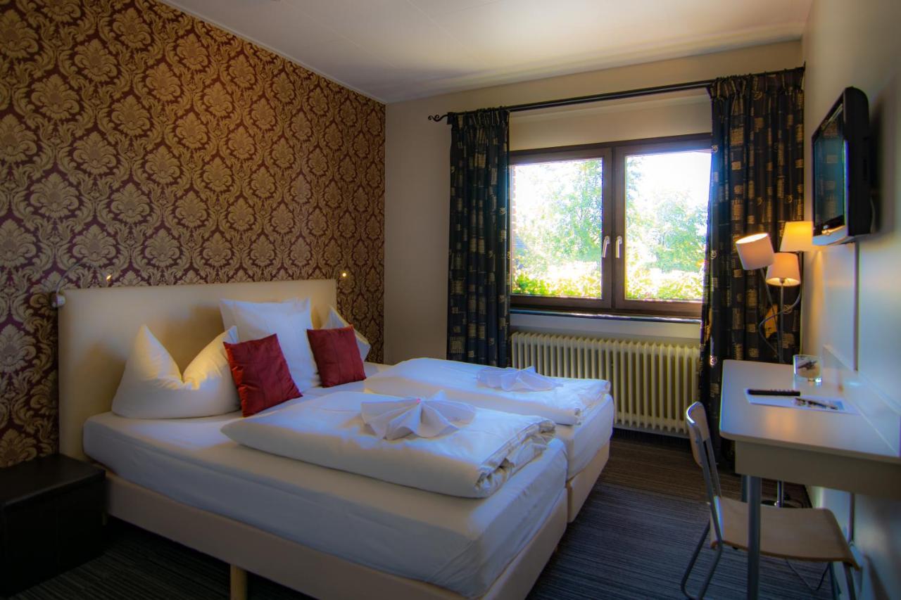 Hotel De Lange Man Monschau Eifel Kültér fotó