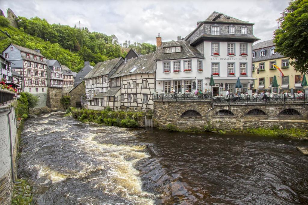 Hotel De Lange Man Monschau Eifel Kültér fotó
